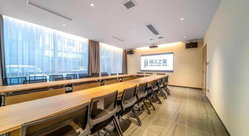 Jinjiang Inn Wuhan Wansongyuan Food Street Qushui Building Dış mekan fotoğraf